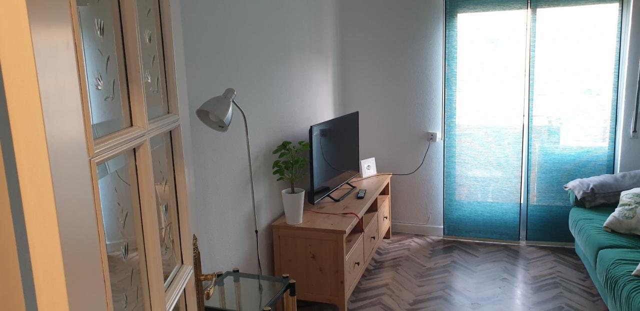 Apartamento Nana - Wifi Y Netflix Apartment Valladolid Bagian luar foto