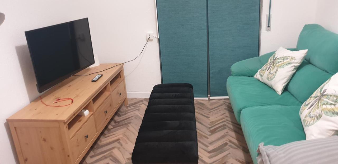 Apartamento Nana - Wifi Y Netflix Apartment Valladolid Bagian luar foto